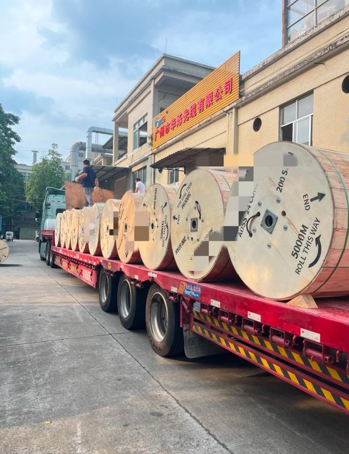 공장 재고 야외 이중 장갑 GYTS53-96 코어 광섬유 케이블 이중 자켓 G652D 당일 배송 12