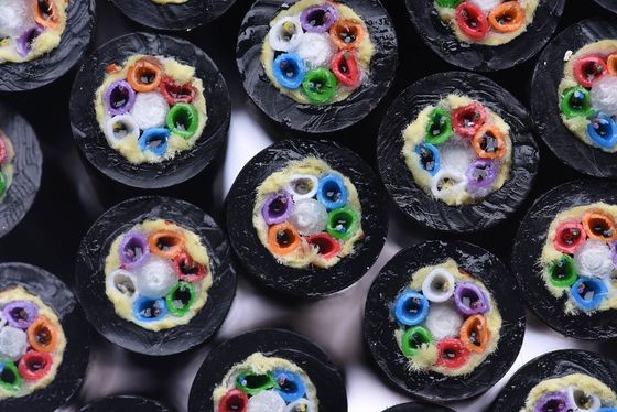 뜨거운 판매 단일 모드 공기 광섬유 케이블 12 24 48 96 144 코어 광섬유