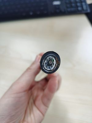 196 핵심 단일모드 G652d는 지하 광섬유 케이블 두배 덮개에 묻었습니다